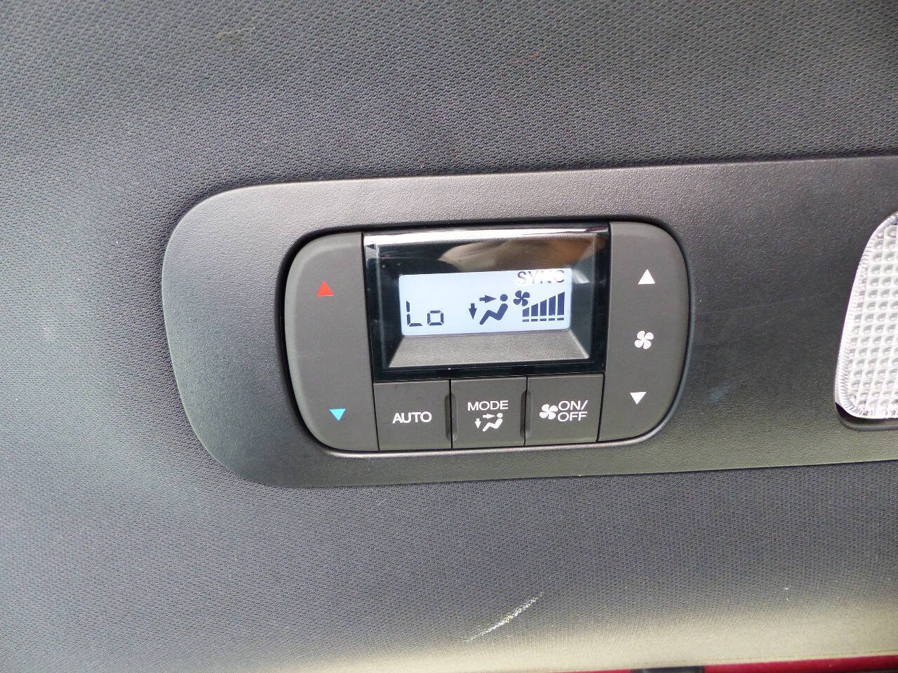 Used 2023 Honda Odyssey Sport image 45