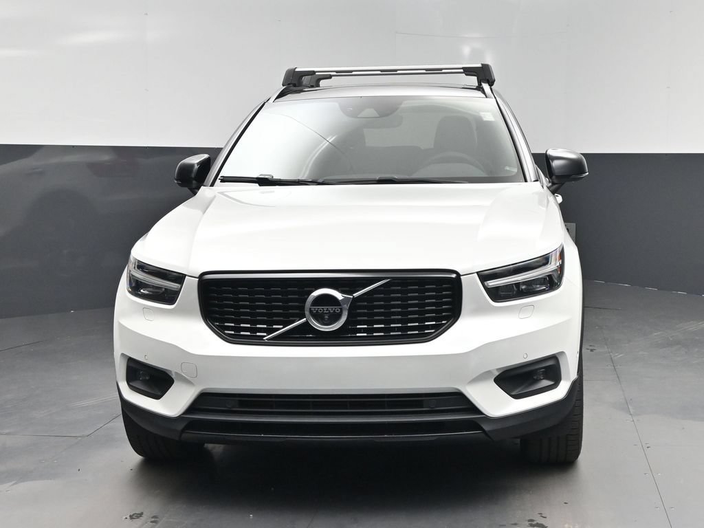 Used 2022 Volvo XC40 T5 R-Design AWD/4WD image 6