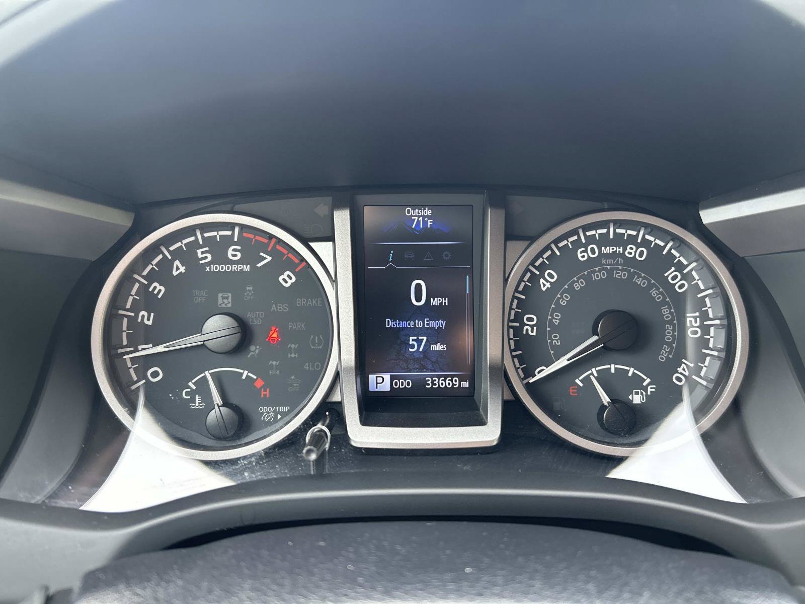 Used 2023 Toyota Tacoma SR5 AWD/4WD image 27