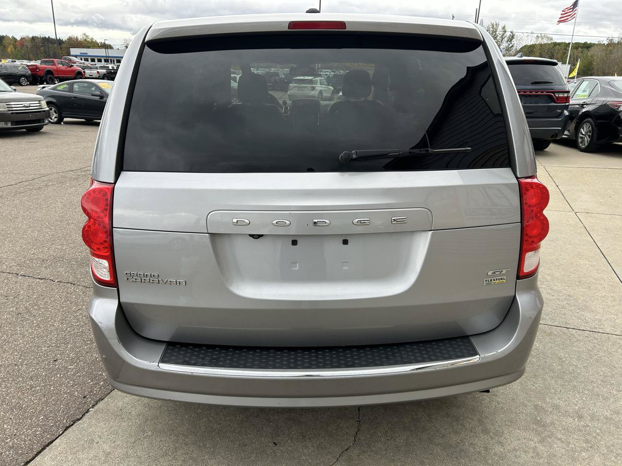 Used 2019 Dodge Grand Caravan GT FWD image 6