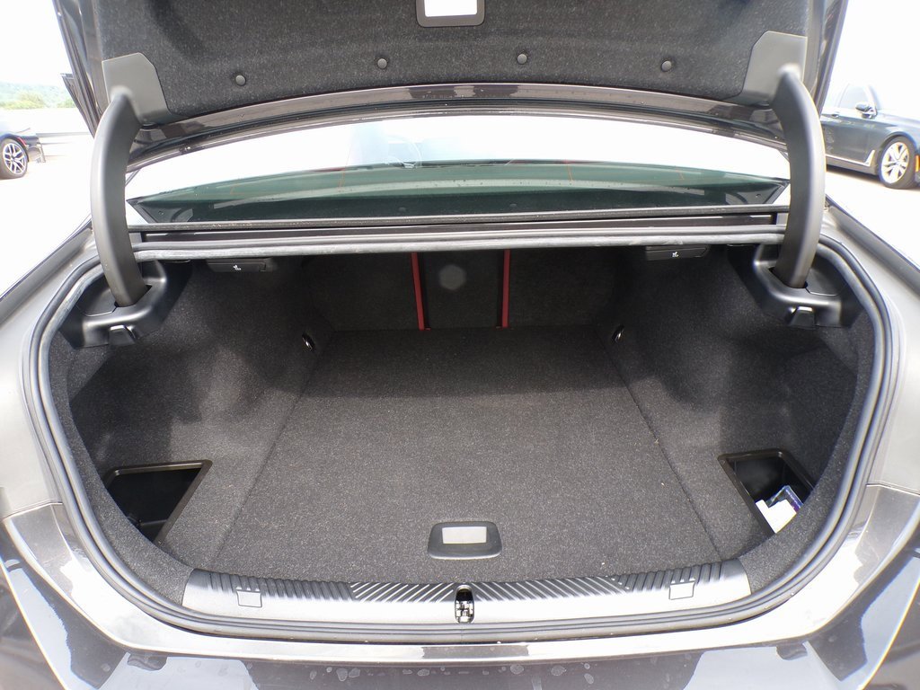 Certified 2025 BMW i5 xDrive40 w/ M Sport Package image 15