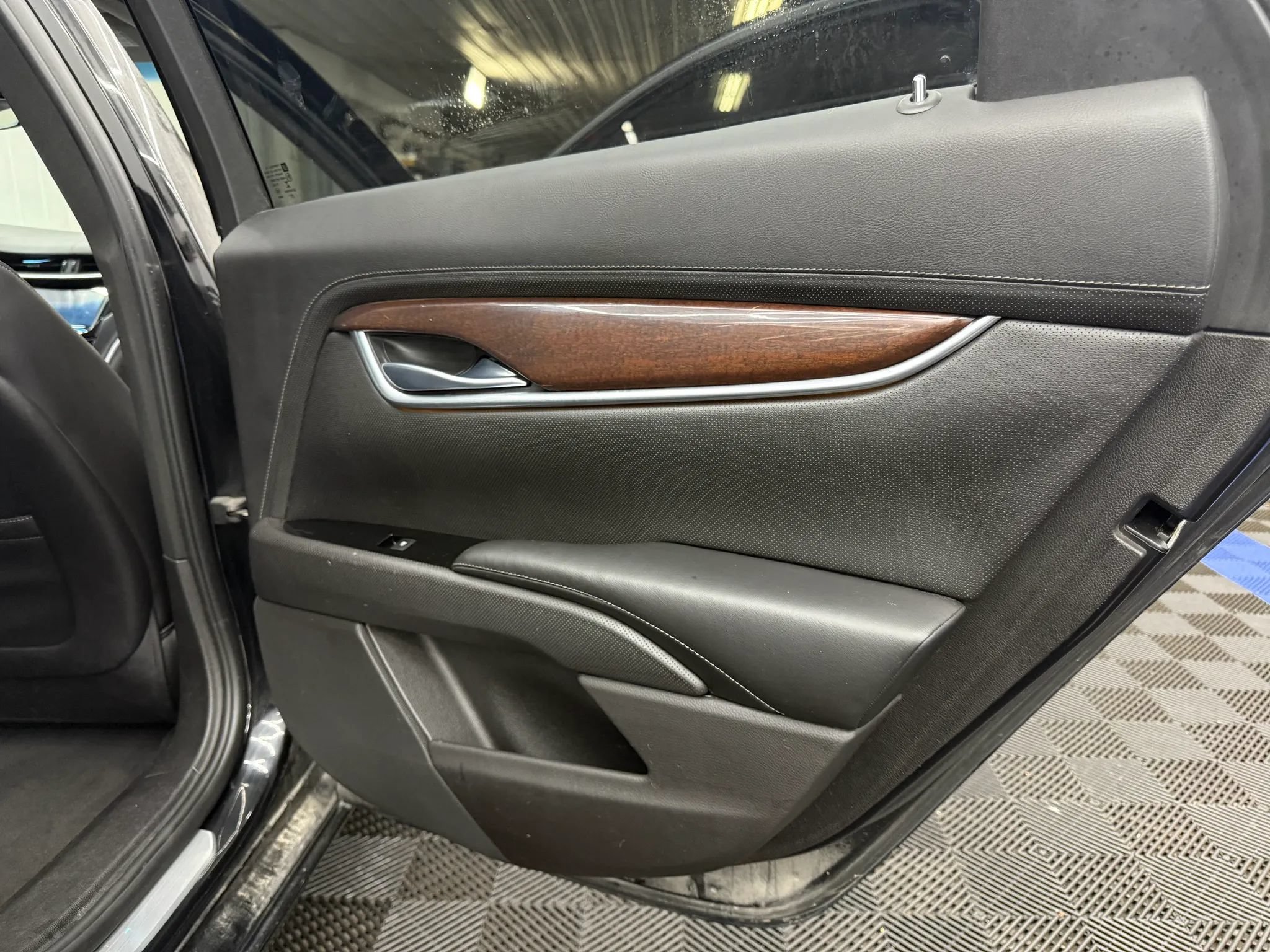 Used 2014 Cadillac XTS Vsport Premium AWD/4WD image 8