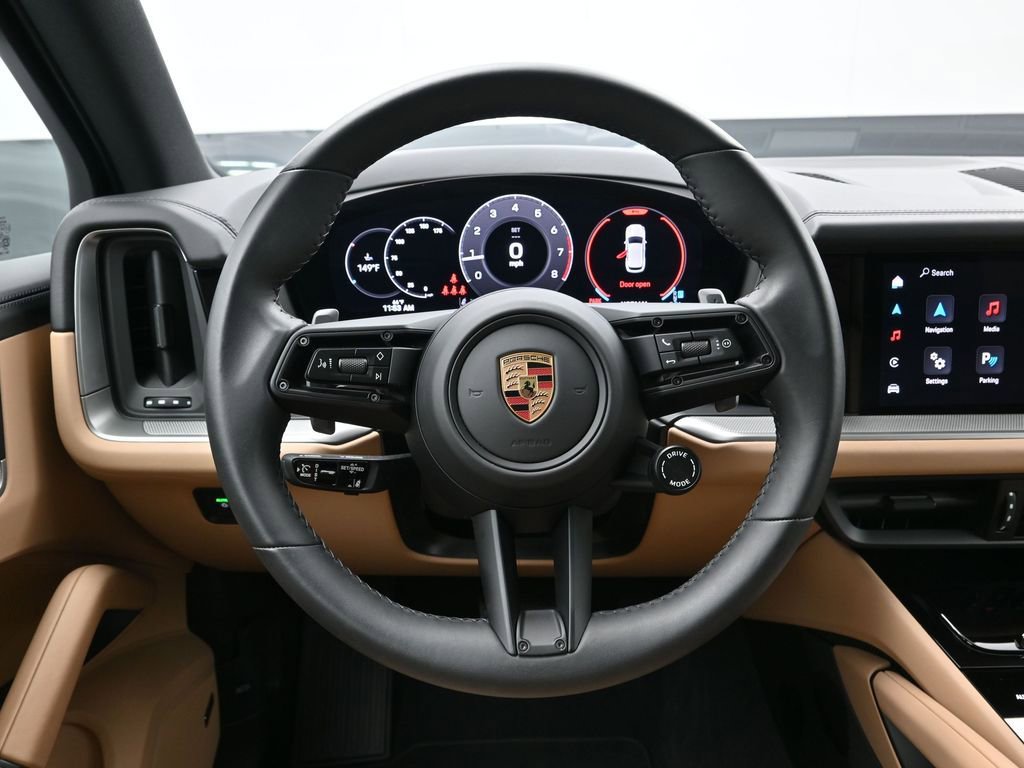 Certified 2025 Porsche Cayenne AWD/4WD image 20