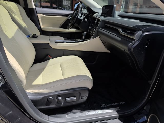 Used 2022 Lexus RX 450hL Luxury w/ Cold Area Package (CT) AWD/4WD image 33