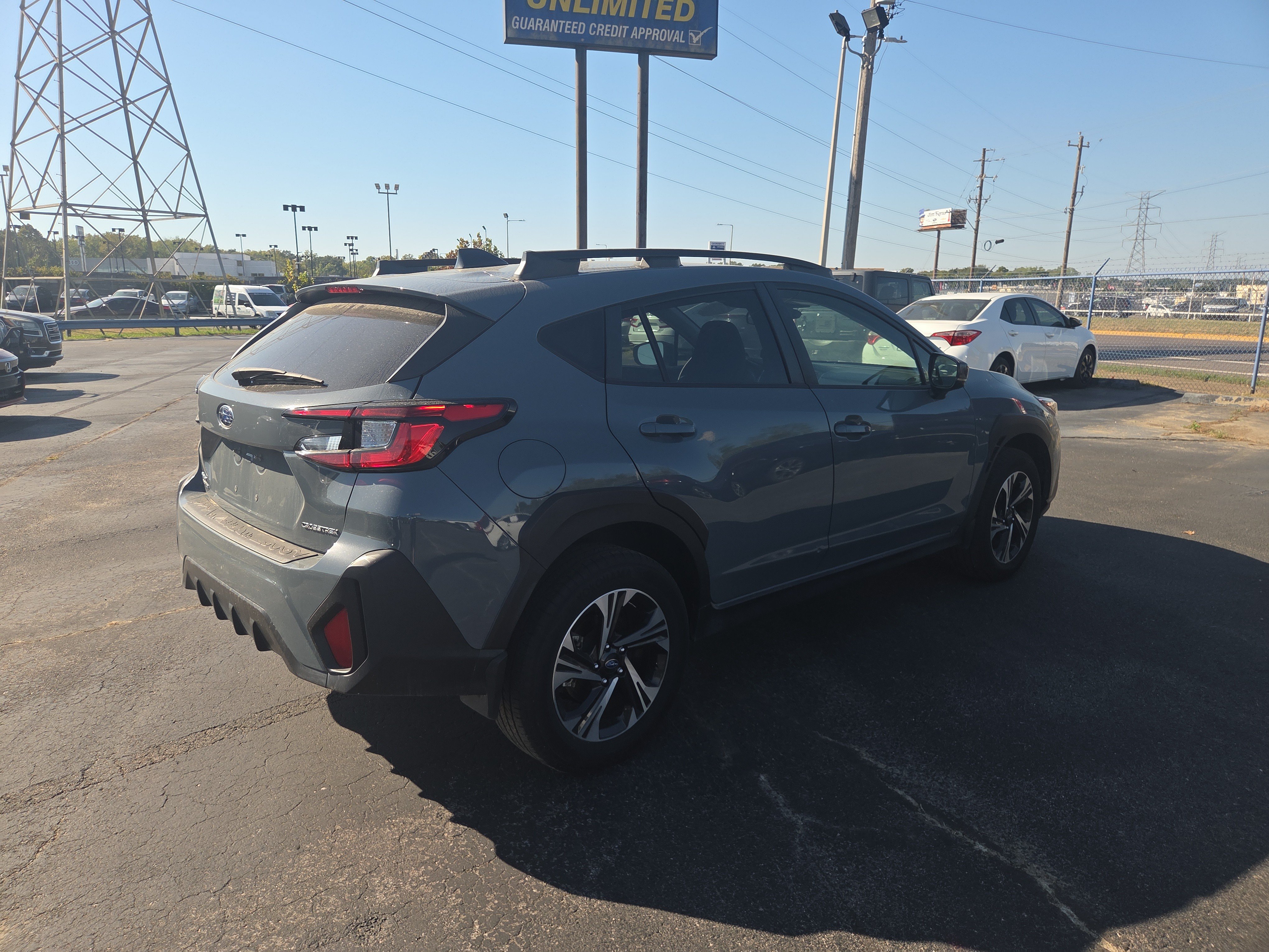 Used 2024 Subaru Crosstrek 2.0i Premium AWD/4WD image 5