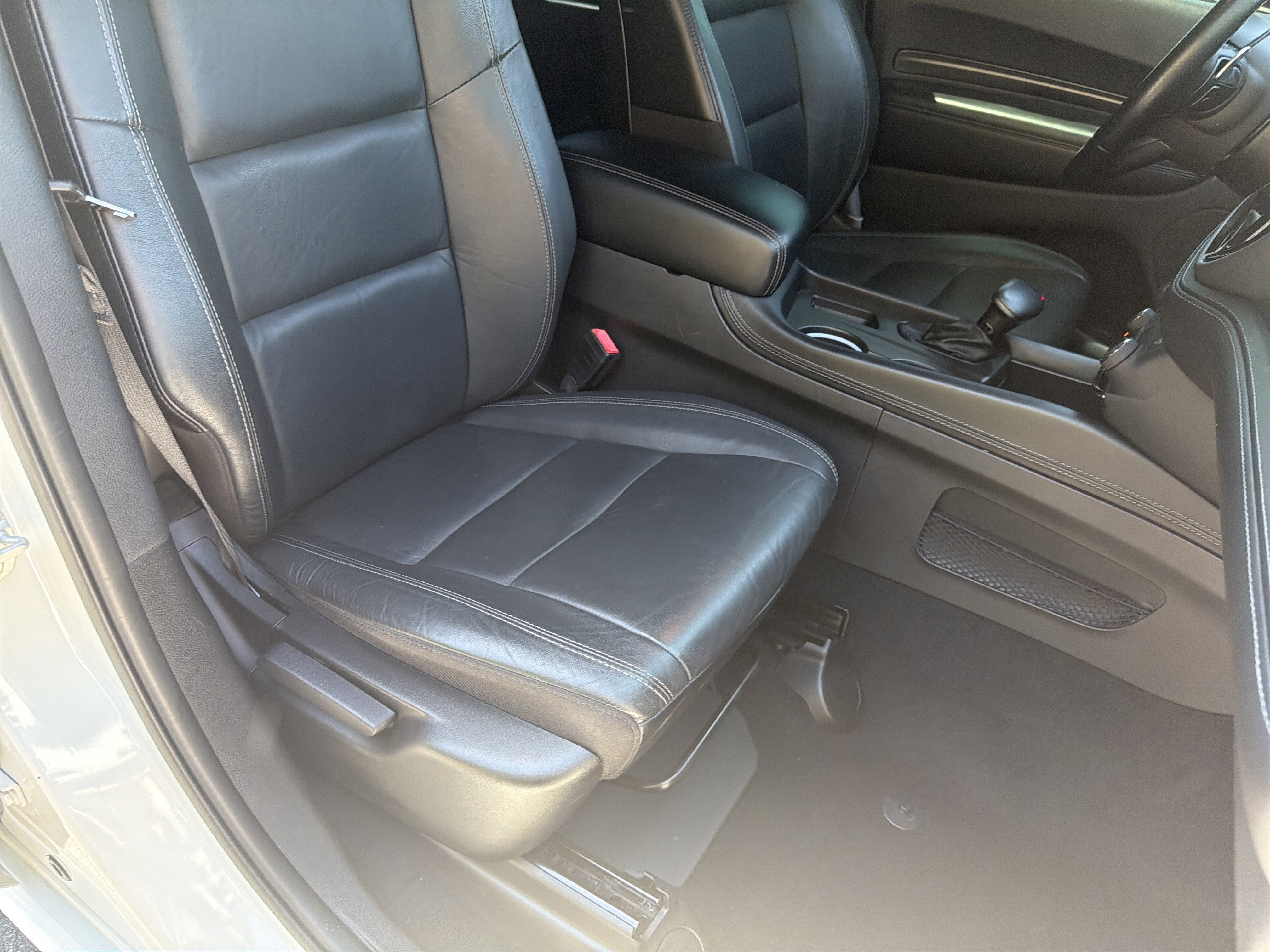 Used 2021 Dodge Durango GT w/ Blacktop Package RWD image 16