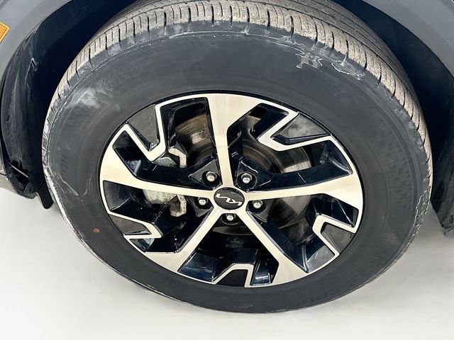 Used 2023 Kia Sportage EX image 31