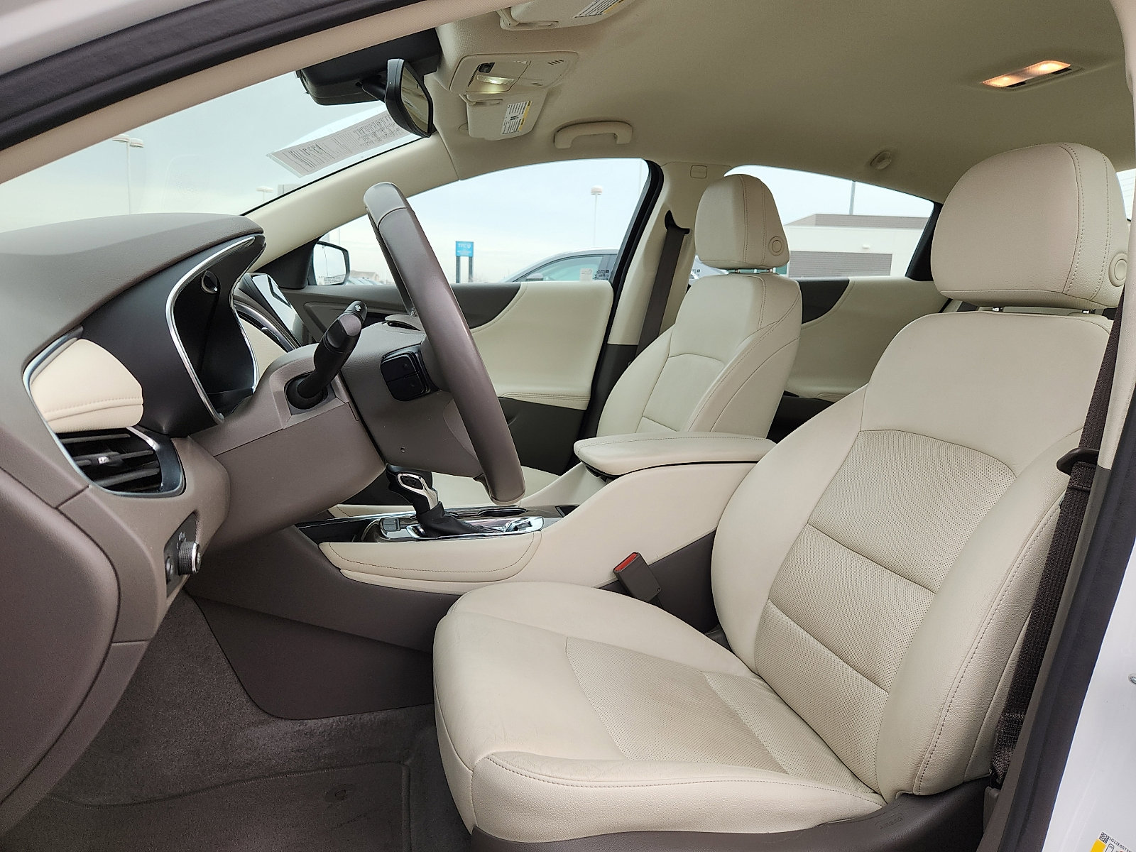 Used 2024 Chevrolet Malibu LT image 13