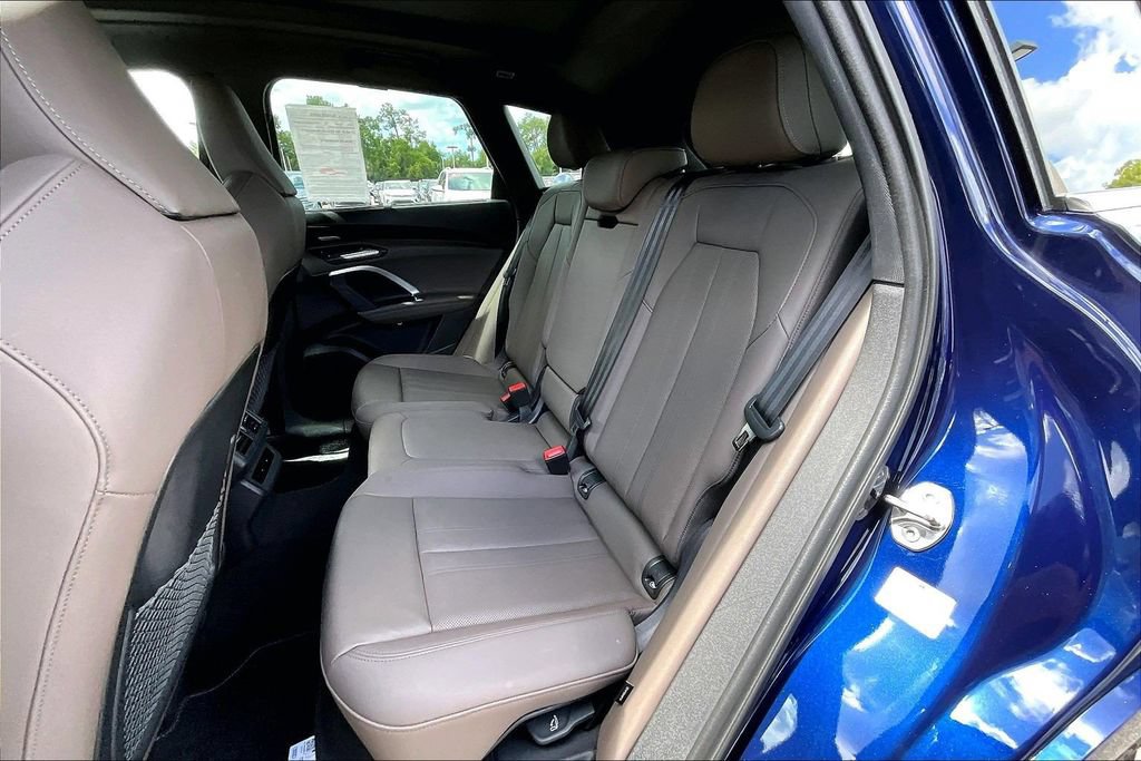 Certified 2025 Audi Q5 Premium w/ Premium Plus AWD/4WD image 17