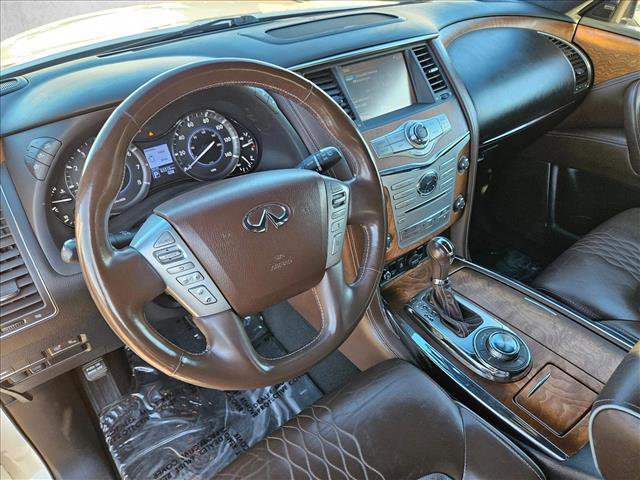 Used 2015 INFINITI QX80 4WD w/ Limited Package image 12