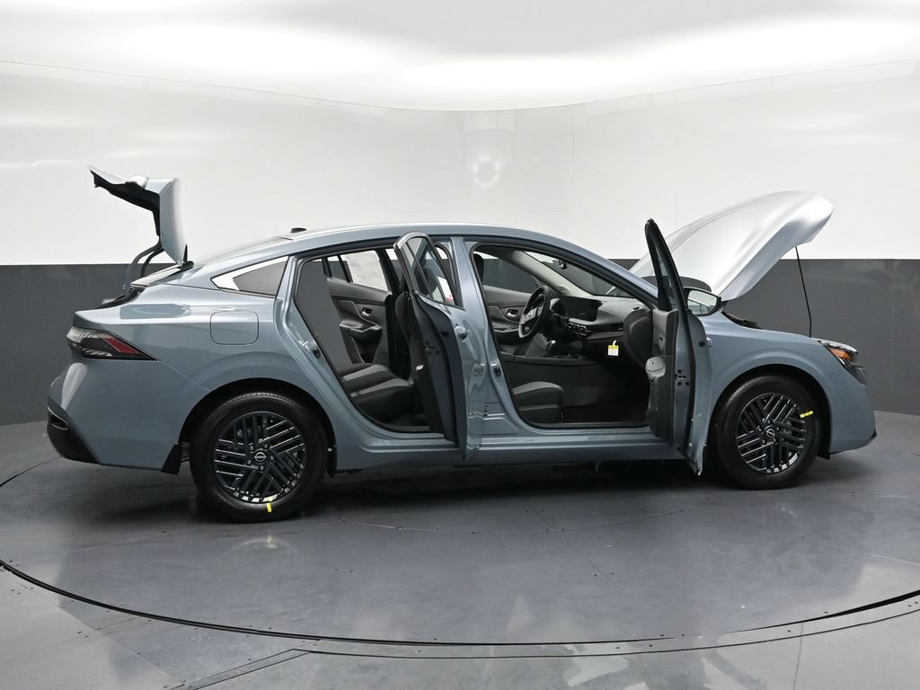 New 2026 Nissan Sentra SV w/ SV Convenience Package FWD image 32