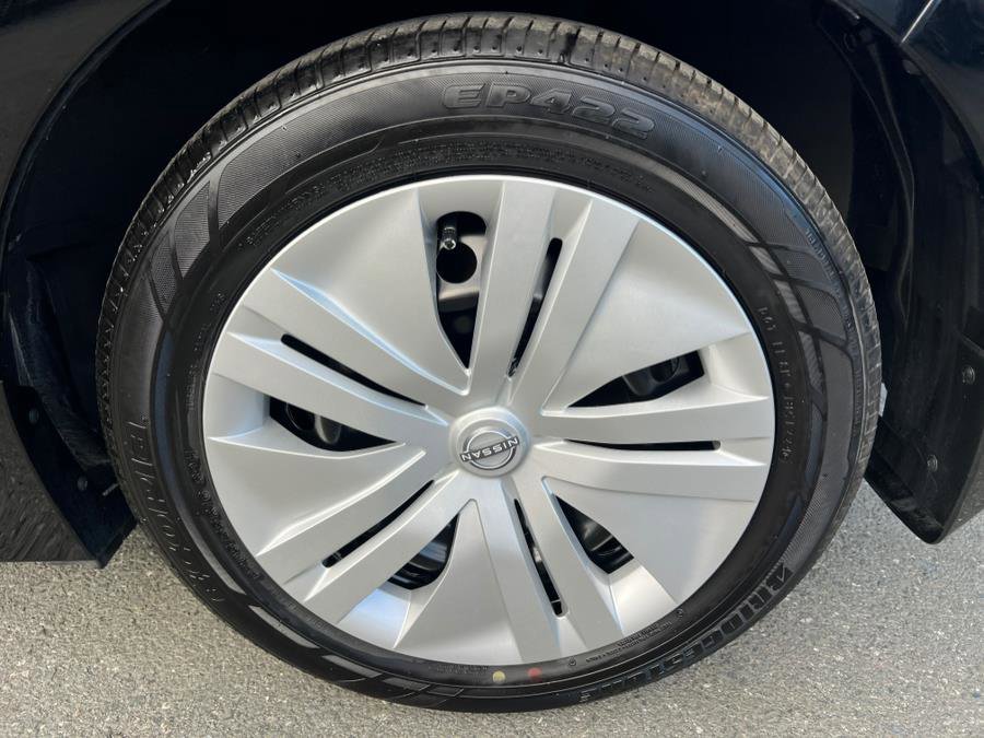 Used 2025 Nissan Leaf S image 44
