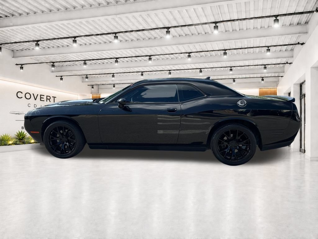 Used 2015 Dodge Challenger R/T Plus RWD image 6