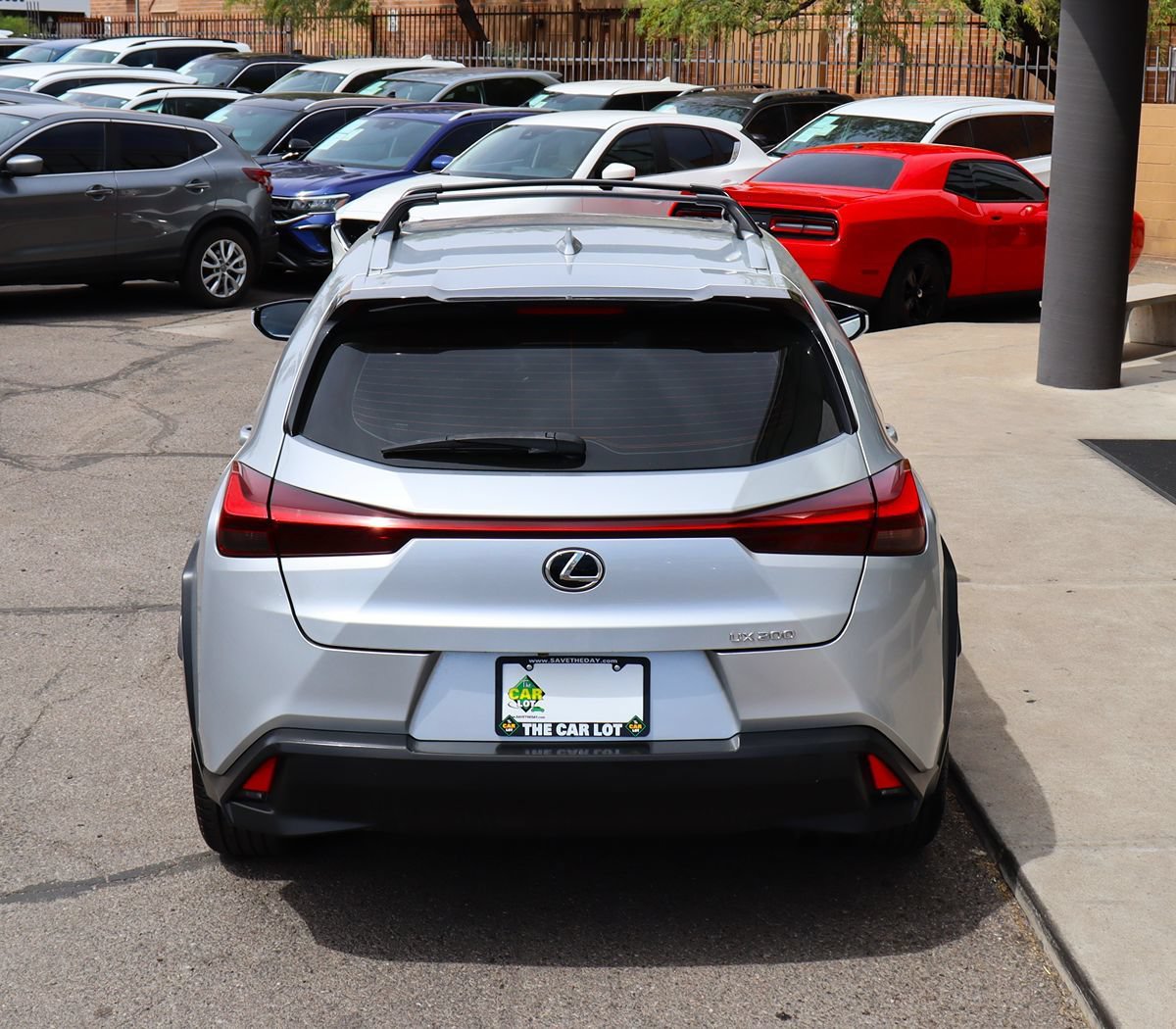 Used 2019 Lexus UX 200 w/ Premium Package FWD image 10