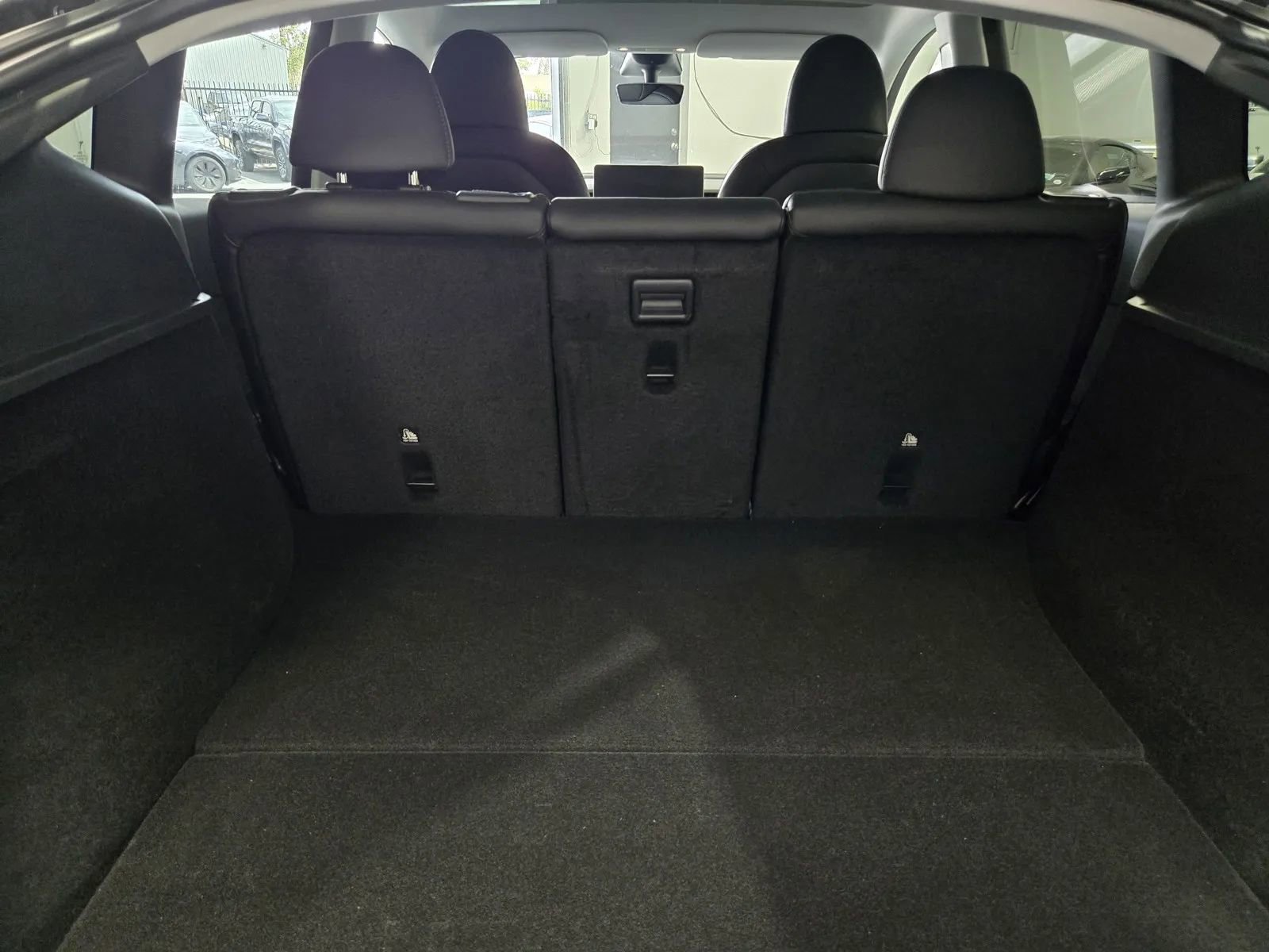 Used 2023 Tesla Model Y AWD image 10