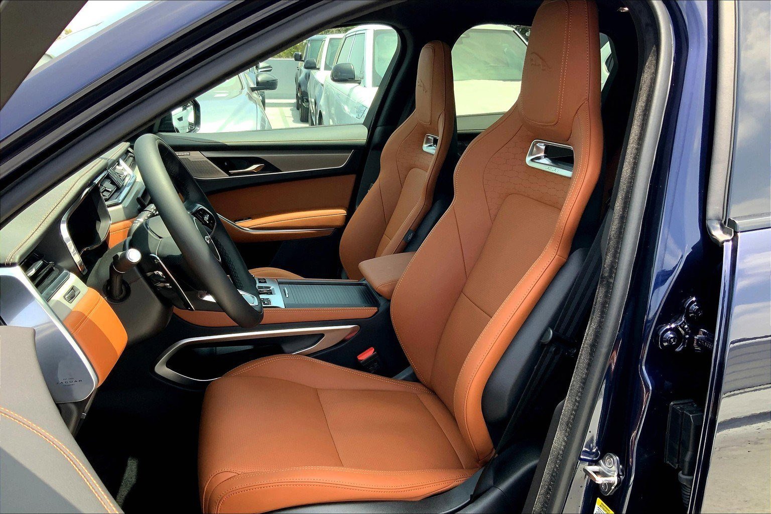 New 2026 Jaguar F-PACE R-Dynamic S image 5