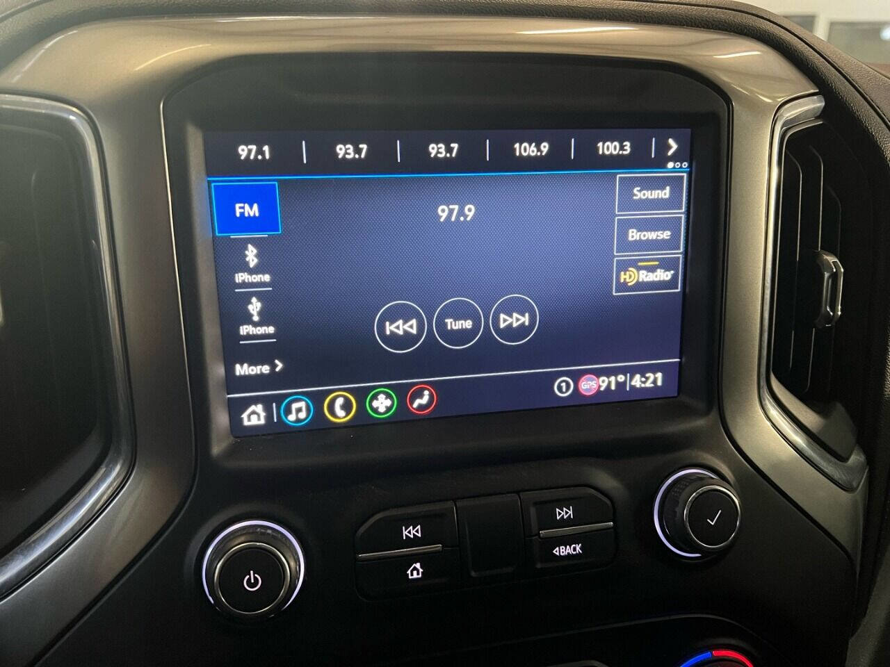 Used 2020 Chevrolet Silverado 1500 LTZ w/ LTZ Plus Package image 14