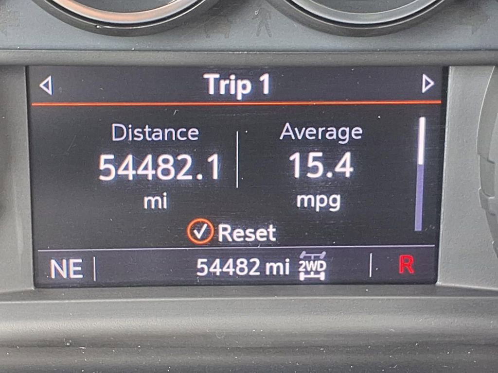 Used 2022 Chevrolet Silverado 1500 Custom w/ Safety Confidence Package AWD/4WD image 33