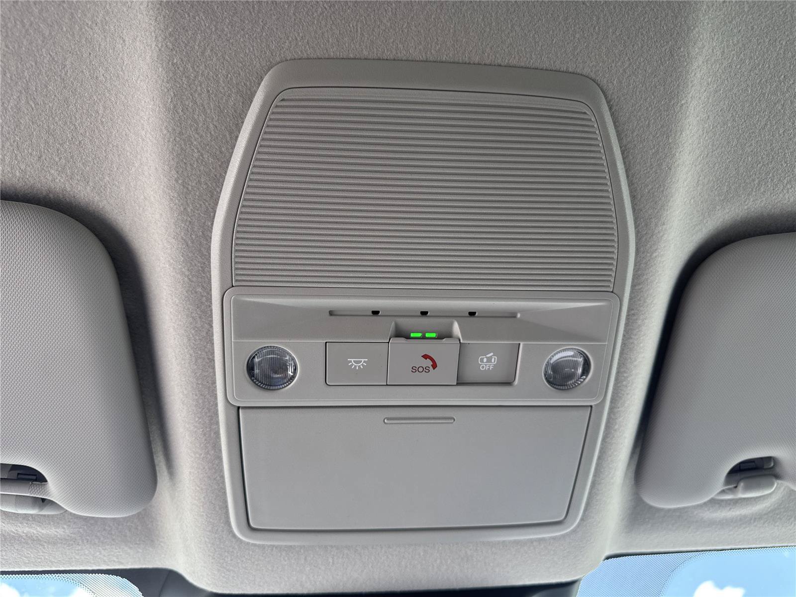 New 2026 Nissan Kicks SR AWD/4WD image 28