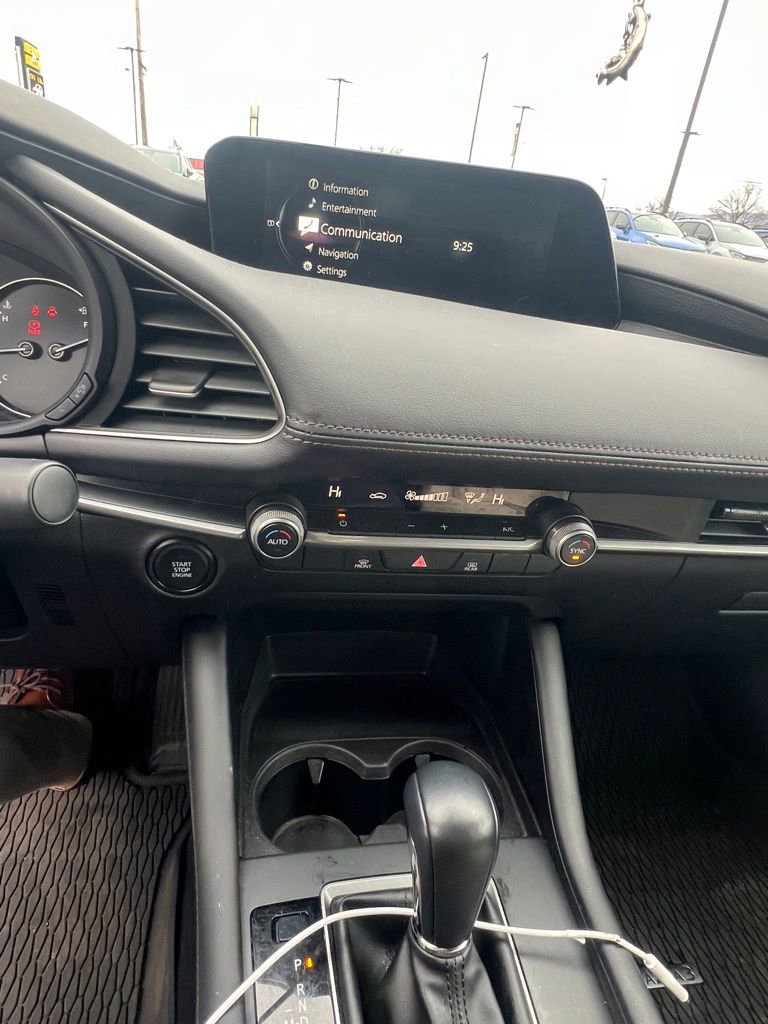 Certified 2022 MAZDA MAZDA3 s FWD image 9