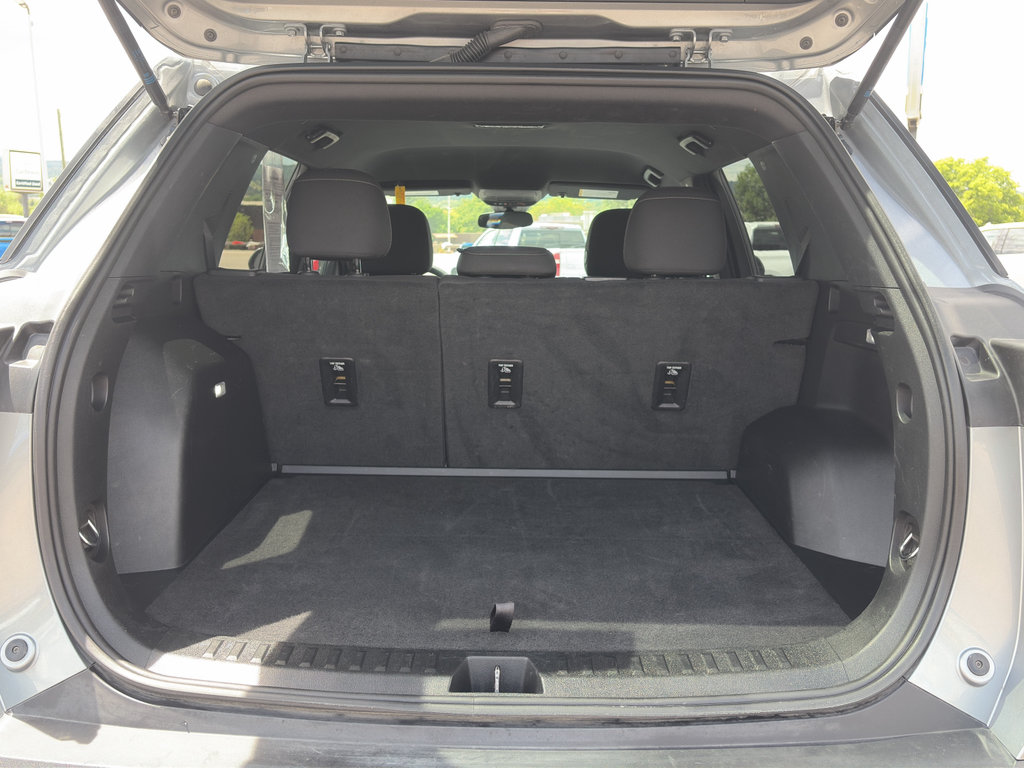 Certified 2025 Chevrolet Equinox LT AWD/4WD image 32