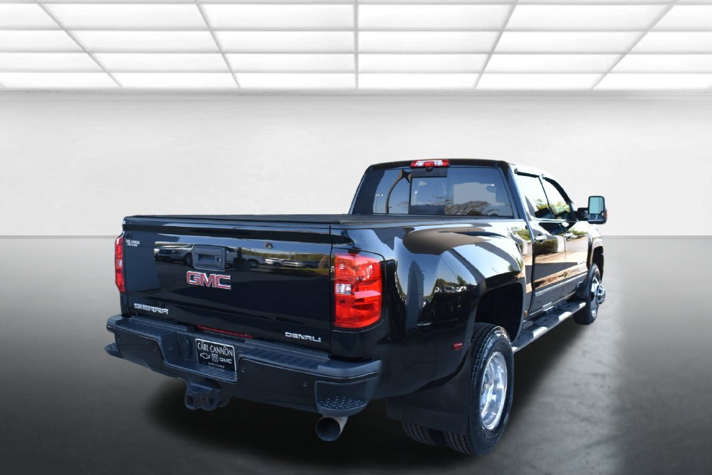 Used 2018 GMC Sierra 3500 Denali w/ Duramax Plus Package AWD/4WD image 6