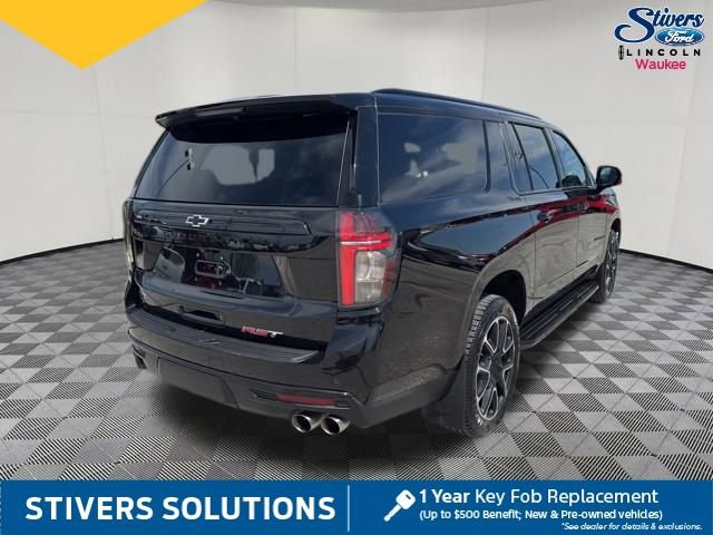Used 2023 Chevrolet Suburban RST w/ Sport Performance Package AWD/4WD image 6