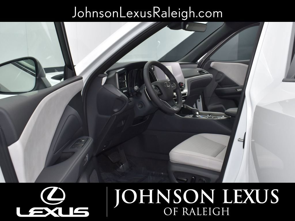 Certified 2025 Lexus TX 350 Premium image 13