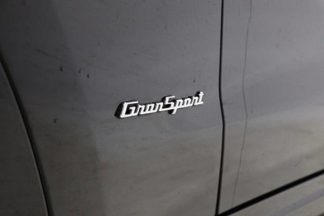 Used 2020 Maserati Levante S GranSport AWD/4WD image 11