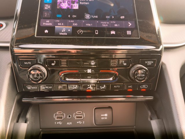 New 2025 Jeep Grand Cherokee L Laredo w/ Luxury Tech Group I image 27