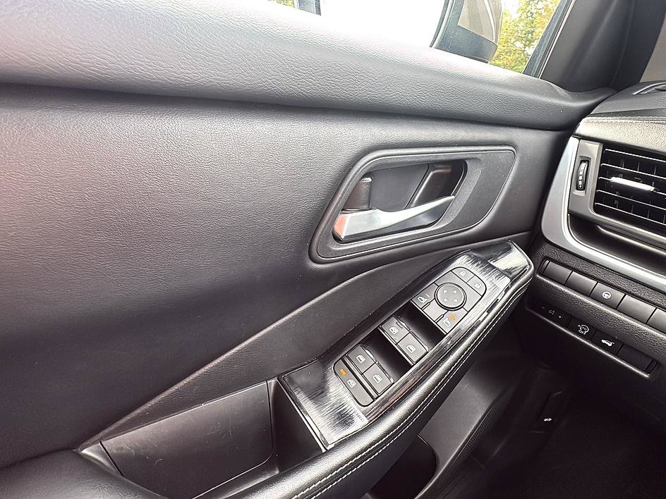Certified 2025 Nissan Rogue SV AWD/4WD image 15