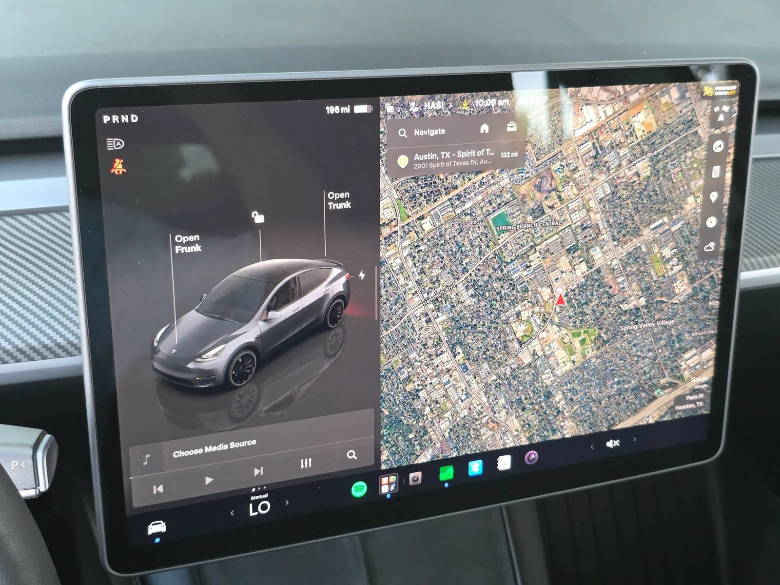 Used 2023 Tesla Model Y Performance AWD/4WD image 19