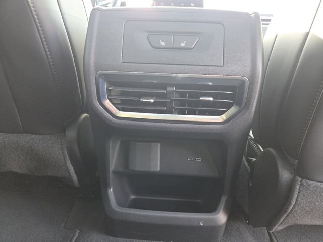 Used 2024 GMC Sierra EV Denali image 16