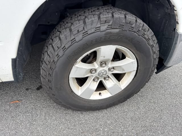Used 2016 RAM 1500 Classic SLT AWD/4WD image 11