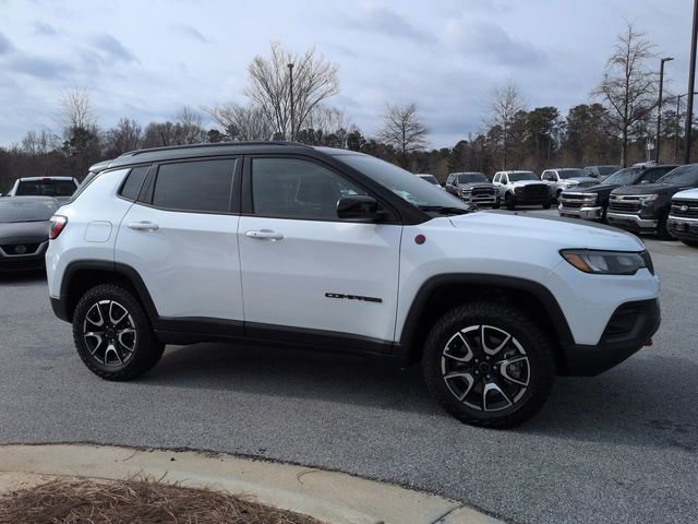 New 2026 Jeep Compass Trailhawk AWD/4WD image 2
