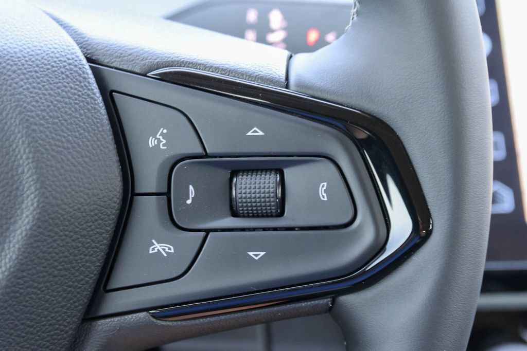New 2027 Chevrolet Bolt LT w/ Comfort Package FWD image 24