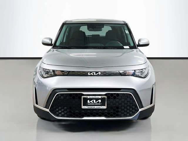 Certified 2025 Kia Soul LX image 2