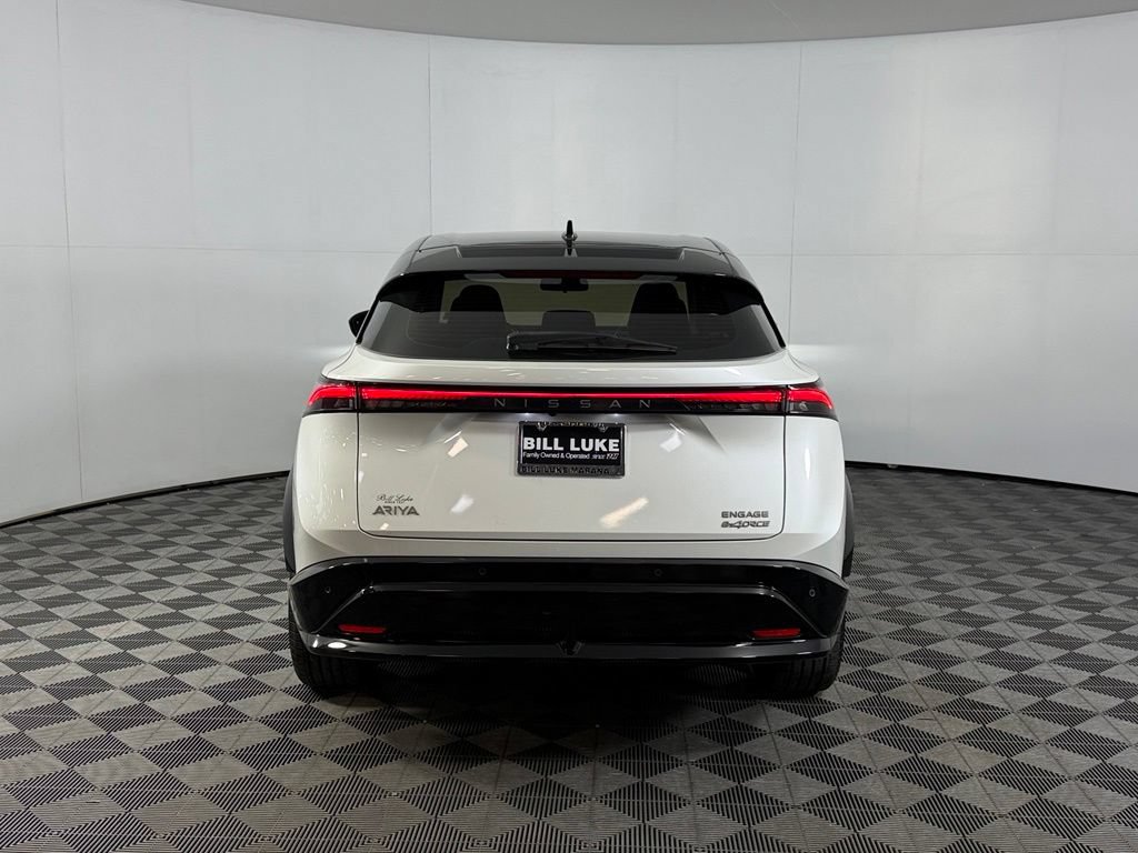 Used 2023 Nissan Ariya AWD image 9