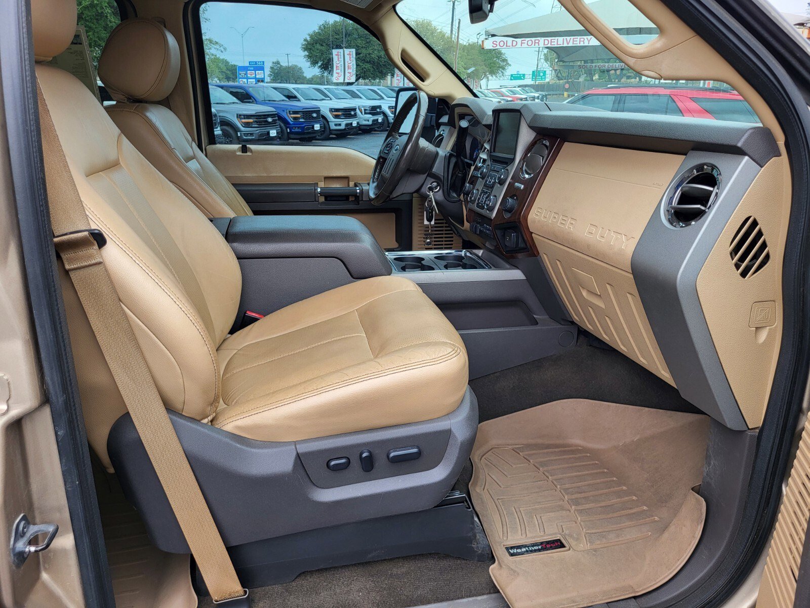 Used 2014 Ford F350 Lariat w/ Lariat Interior Package AWD/4WD image 11