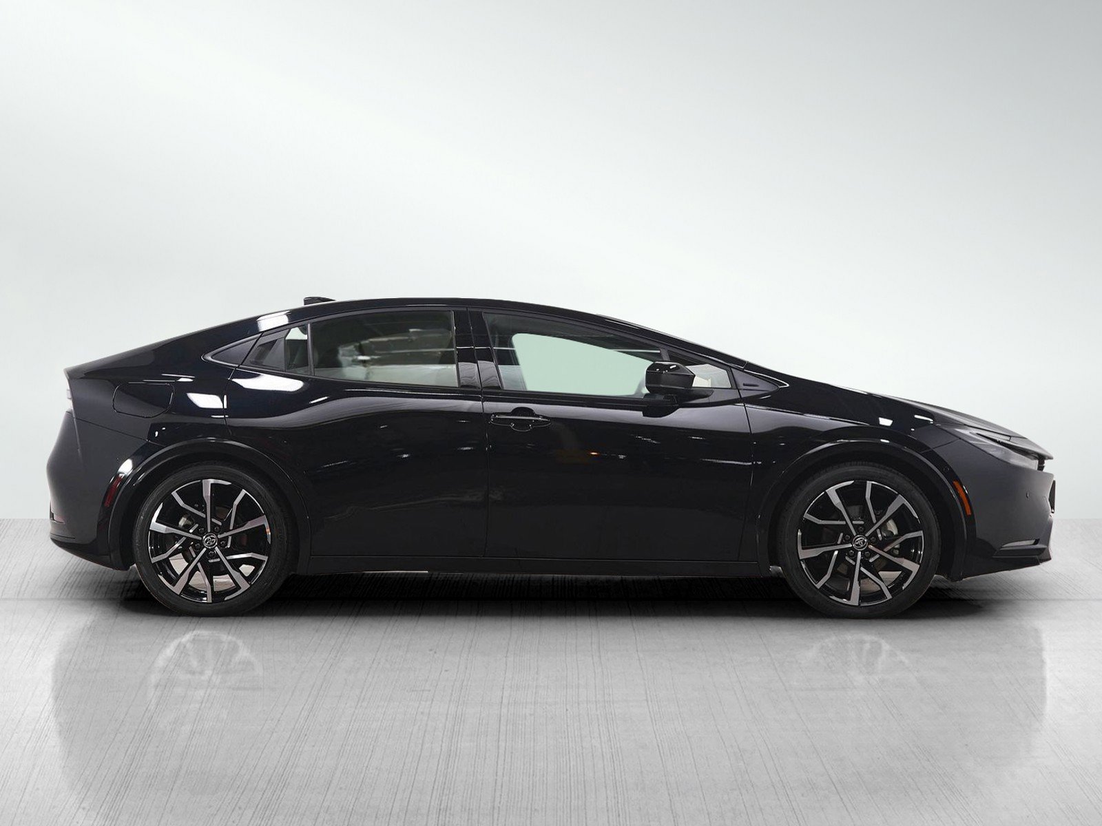 Used 2026 Toyota Prius Plug-In Hybrid w/ Limited Premium Package image 8