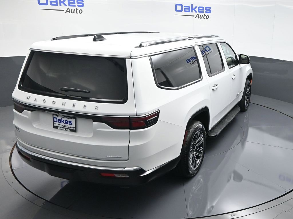 Used 2024 Jeep Wagoneer L Series II w/ Flexible Seating Group image 55