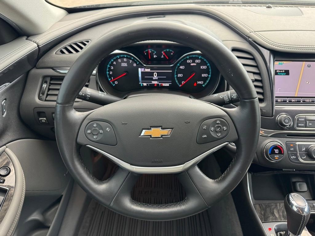 Used 2015 Chevrolet Impala LT FWD image 10