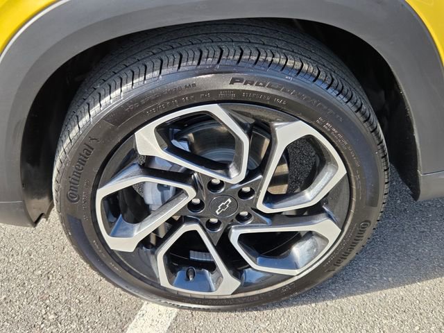 Used 2025 Chevrolet Trax RS w/ Driver Confidence Package image 19