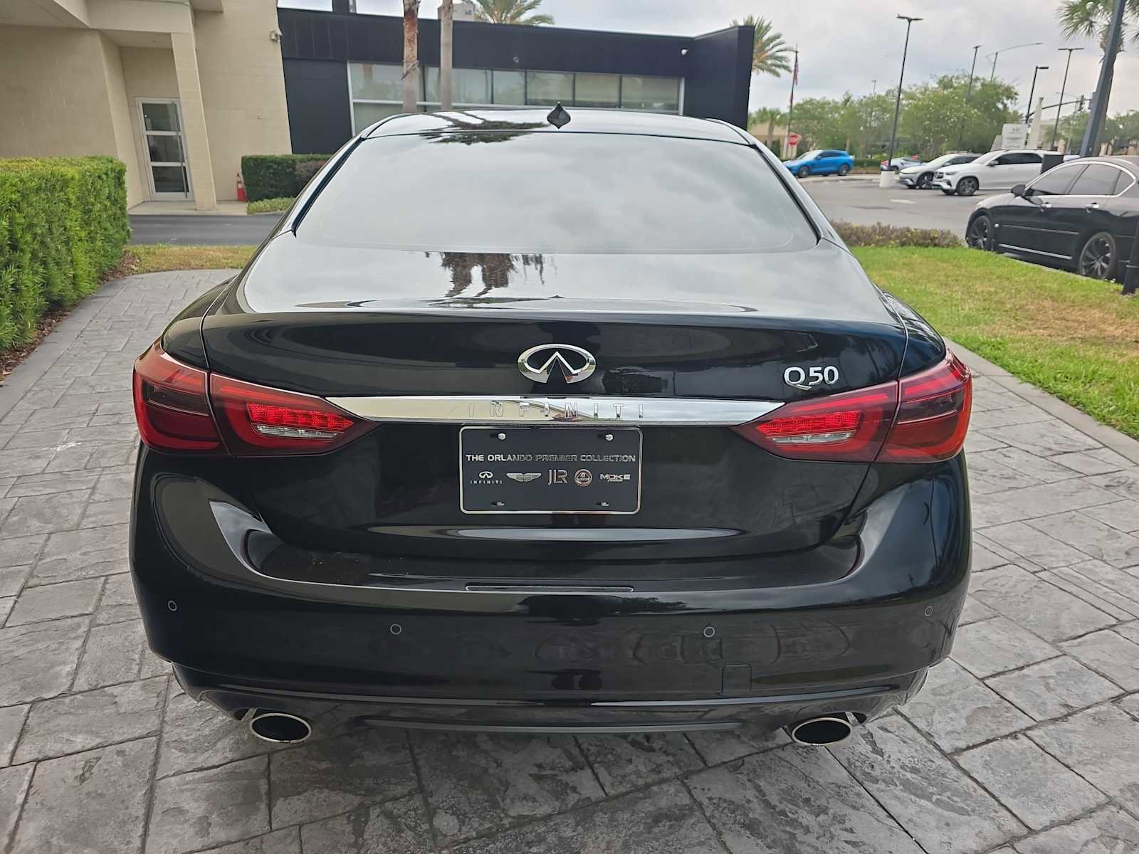 Used 2023 INFINITI Q50 Luxe w/ Cargo Package RWD image 5