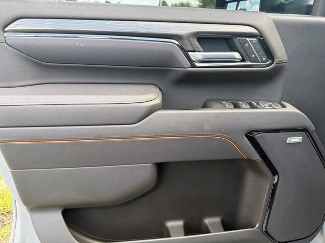 Used 2025 GMC Sierra 2500 AT4 w/ AT4 Premium Plus Package AWD/4WD image 15