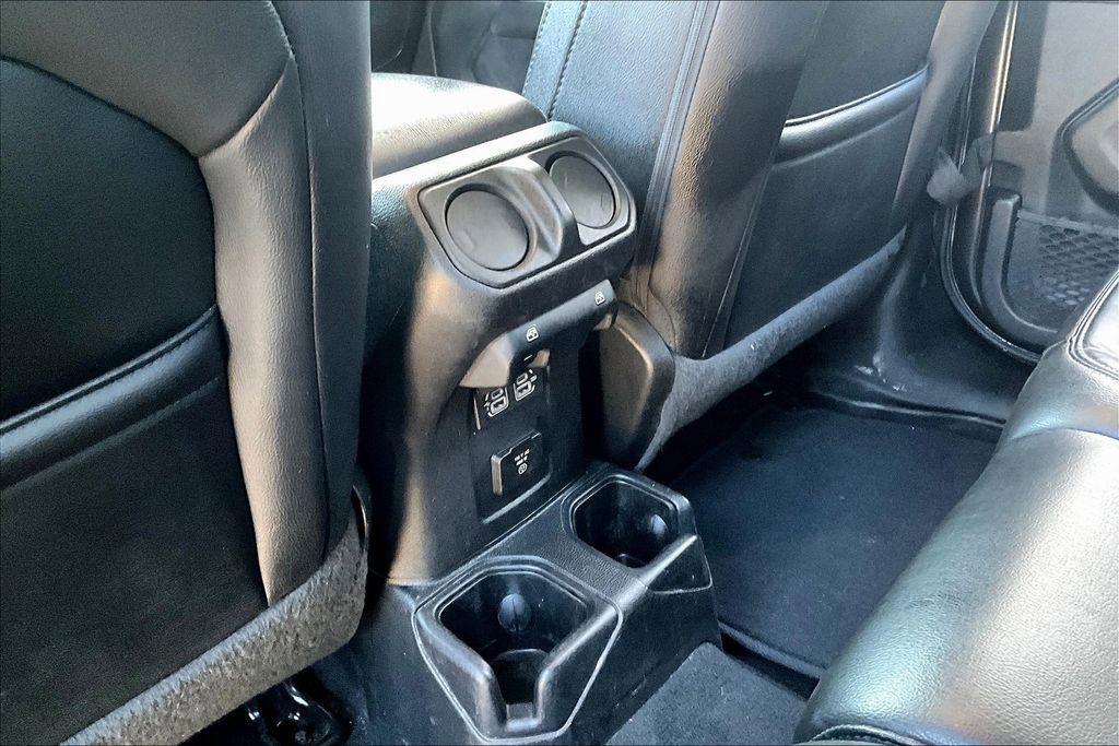 Used 2020 Jeep Gladiator Overland w/ LED Lighting Group image 10