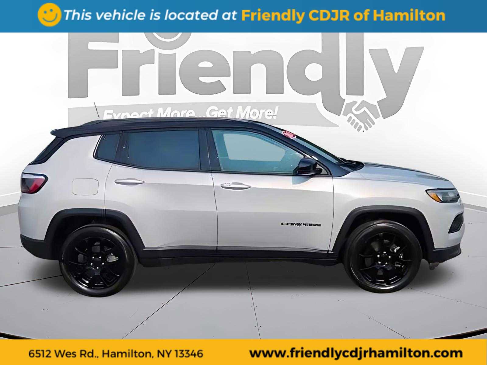 Used 2024 Jeep Compass Latitude w/ Convenience Group image 5