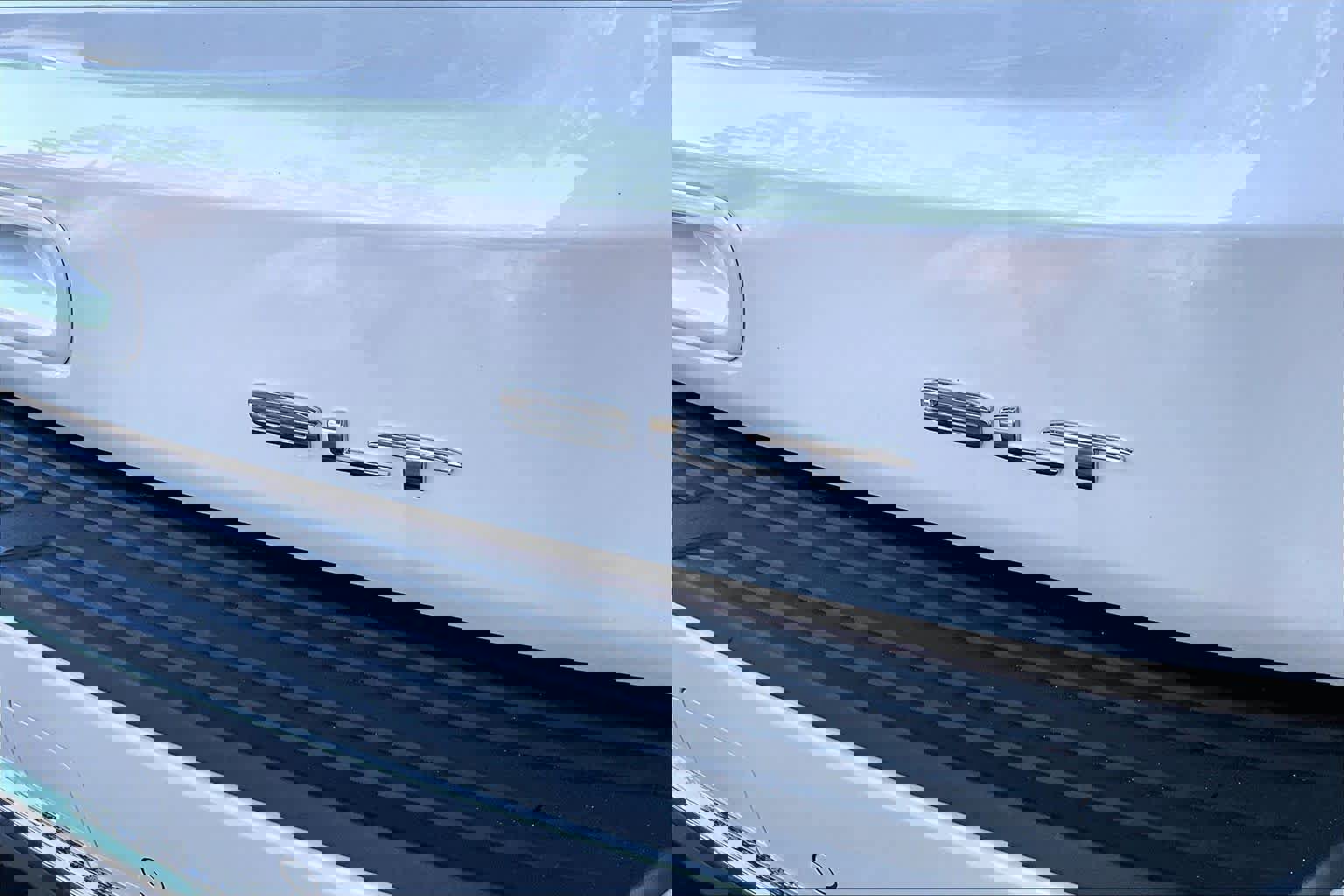 Used 2021 GMC Yukon SLT w/ SLT Premium Package image 10