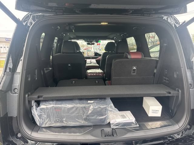 New 2026 INFINITI QX80 Autograph w/ Premium Cargo Package AWD/4WD image 16
