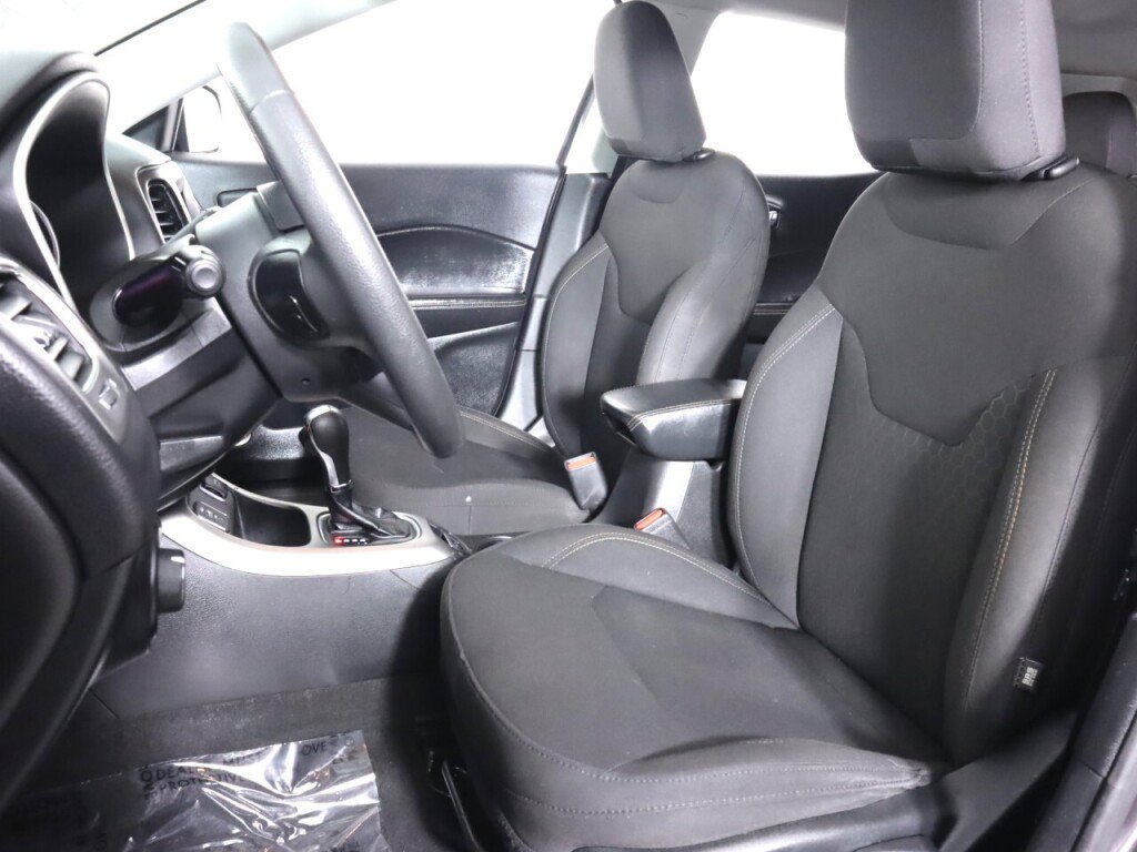 Used 2020 Jeep Compass Sport FWD image 27